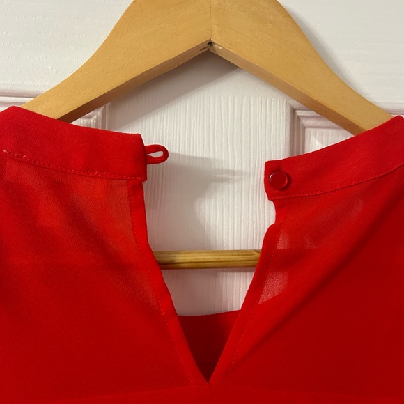 High Neck Sleeveless Blouse NWOT - Picture 4 of 4